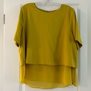 NWT banana republic chartreuse top